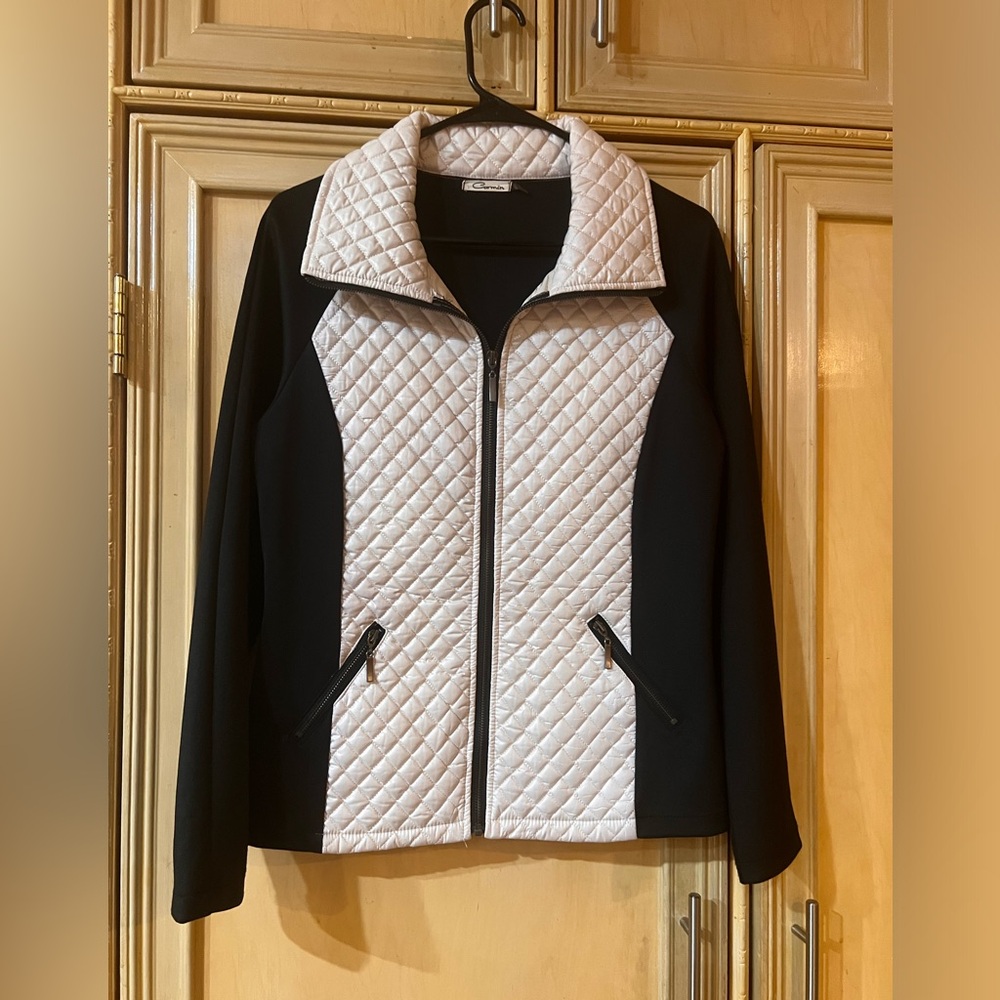 Carmin Jacket large (runs small more like a medium).